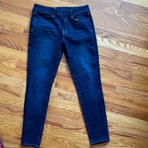 AE size 6S jeans